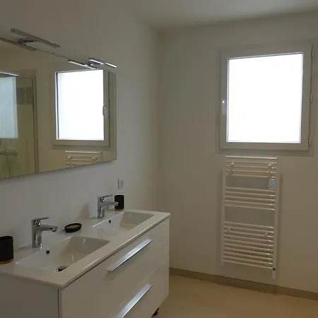 Cocon Moderne Avec Terrasse A Deux Pas De Locean Appartement