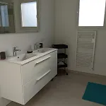 Cocon Moderne Avec Terrasse A Deux Pas De Locean Апартаменты *