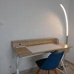 Апартаменты Cocon Moderne Avec Terrasse A Deux Pas De Locean Сен-Бревен-ле-Пен