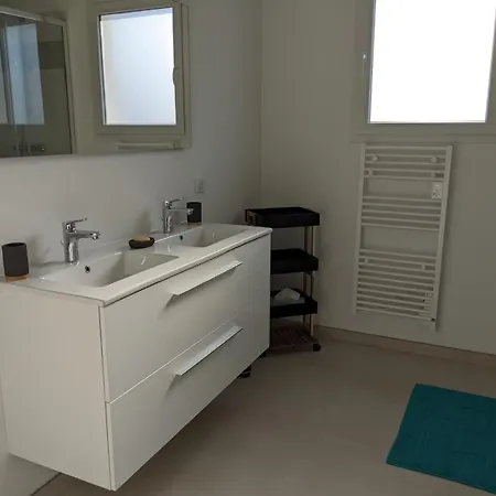 Cocon Moderne Avec Terrasse A Deux Pas De Locean Appartamento *