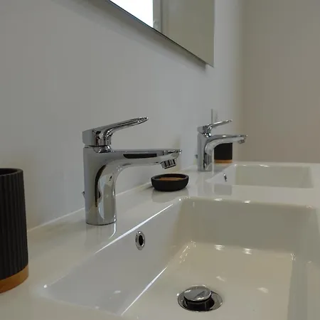 Cocon Moderne Avec Terrasse A Deux Pas De Locean