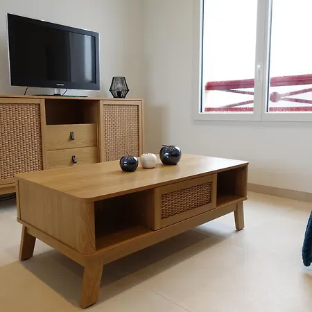 Апартаменты Cocon Moderne Avec Terrasse A Deux Pas De Locean