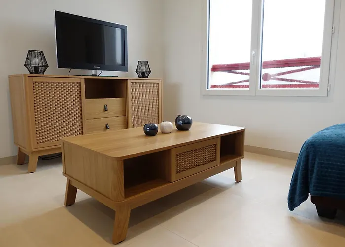 Apartman Cocon Moderne Avec Terrasse A Deux Pas De Locean