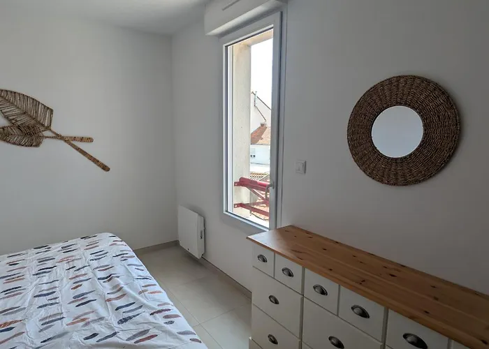 Apartman Cocon Moderne Avec Terrasse A Deux Pas De Locean