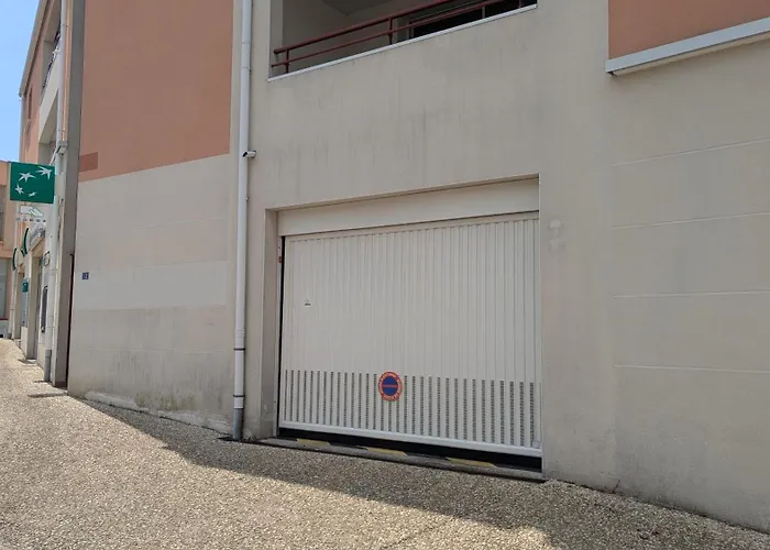 Cocon Moderne Avec Terrasse A Deux Pas De Locean